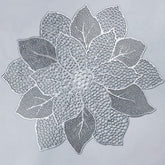 Mantel individual AdasBridal hibisco redondo metálico, protege la mesa con estilo.