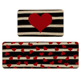 Alfombrilla Artoid Mode de cocina con corazón y franjas en acuarela, ideal para decorar y proteger pisos.
