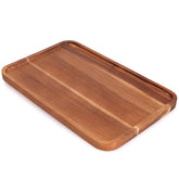 Bandeja rectangular Ayiaren de acacia para servir aperitivos y charcutería.