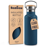 Bambaw botella de agua aislada 24oz azul frente: ideal para aventuras al aire libre.
