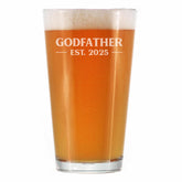 Bevvee Godfather Est 2025, vaso de 16 oz ideal para brindar en celebraciones.