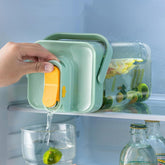 BICHUEN Dispensador con grifo para servir bebidas frías con facilidad.
