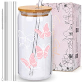 Copa de vidrio BIPEDS con mariposa rosa, ideal para café helado.