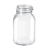 Jarra de vidrio cuadrada Bormioli Rocco Fido, ideal para almacenar granos y galletas.