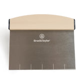 Brod & Taylor cuchillo banco con mango antideslizante para control cómodo.
