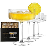 CL FUN copa coupe 10oz con ribete estriado, ideal para cócteles fríos y elegantes.