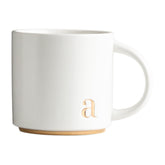 COLLECTIVE HOME taza monograma 15 onzas con acabado brillante para regalo elegante.