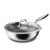 COOKER KING sartén estilo wok con base grabada láser para sabores puros al cocinar.