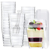 Crystry vasos postre 5oz transparentes con tapas y cucharas, ideales para porciones individuales.