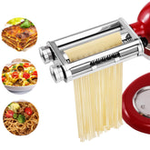 FavorKit acoplador de pasta para KitchenAid en metal, facilita hacer pasta fresca en casa.