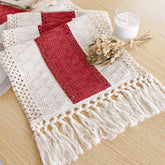 Mantel FEXIA navideño de macramé con borlas para cenas festivas.