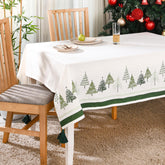 Mantel Folkulture con diseño navideño para fiestas y cenas festivas.