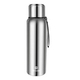 Botella térmica Giogd 750ml frente, estilo elegante para uso diario