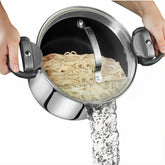 Olla Gotham Steel 5qt con tapa-colador para cocinar y escurrir pasta fácilmente.