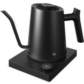 Hervidor Greater Goods con cuello de ganso para vertidos precisos en café y té.