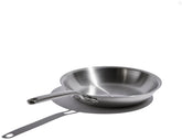 Heritage Steel Eater sarten 10.5 pulgadas, vista frontal, cocción uniforme para recetas diversas.