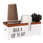 Intarsio organizador de cafe de madera pino blanco: almacenamiento estable para tazas y tapas.