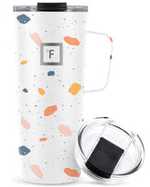 IRON °FLASK con agarre ergonómico para sorbos cómodos con una sola mano, ideal para uso diario.
