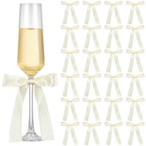 Lazo Jingmore para copa de vino marfil: embellece bodas y banquetes.