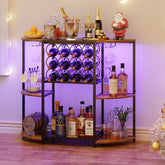 Armario JKsmart con iluminación LED para exhibir vinos y copas en ambiente elegante