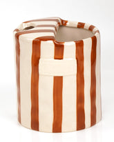 Taza JMCRATE verde y blanca de 10oz con rayas, ideal para café diario.