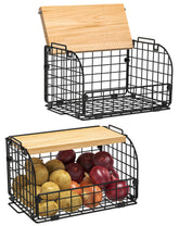 Cesta de alambre con tapa abatible de Joben Oligey para ordenar la cocina