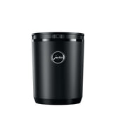 Jura Cool Control frente negro, diseño compacto para cocinas pequeñas.