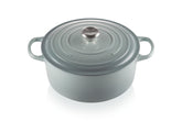 Le Creuset Olla redonda: exterior esmaltado brillante para Sal Marina y presencia elegante