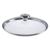Tapa de vidrio Le Creuset con pomo inox, detalle del mango.