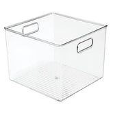 mdesign organizador-bandejas plástico con asas claro 4-pack vista frontal facilita localizar objetos