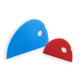 Raspador de cuenco Messermeister grande azul para mezclar y transferir con precisión.