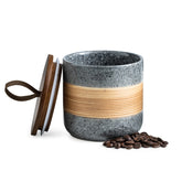 Frasco cerámico Miamolo con tapa hermética que mantiene frescos los ingredientes secos.