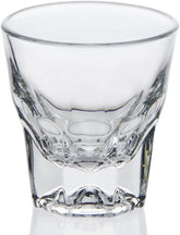 Vaso Necessia espresso 4.5 oz con claridad cristalina para realzar la presentación.