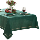Mantel Newbridge Provence con trama enrejada para cenas festivas al aire libre.