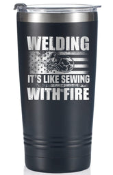 Onebttl Welder vaso termico 20 onzas negro, frente, para bebidas frías o calientes.