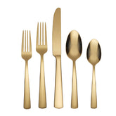 Oneida Aptitude Gold 20pc cubiertos brillo oro para una mesa elegante.