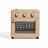 Our Place Wonder Oven vista frontal, diseño compacto para cocción versátil.