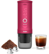 OutIn Nano espresso portátil con diseño compacto, ideal para viajar.