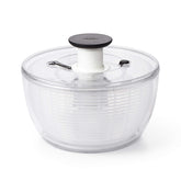 OXO escurridor de ensaladas con tapa, secado rápido para verduras frescas.