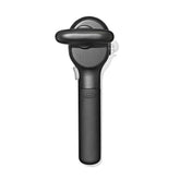 OXO Good Grips abre latas con borde suave para evitar cortes.