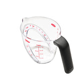 Taza medidora OXO Good Grips 1 taza con lectura desde arriba para precisión.