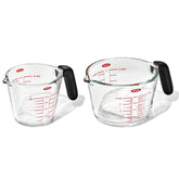 Oxo Good Grips 2-tazas: marcas claras para mediciones precisas.