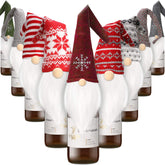 Patelai gnomos navideños: tapas decorativas para botella de vino, ideales para fiestas de fin de año.