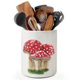 Pinata porta-utensilios hongo relieve, organización práctica en cocinas rústicas.