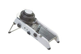 PL8 Mandolina profesional con bandeja amplia para rebanar de forma estable.