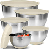 Conjunto Priority Chef de tazones con tapas aislantes para evitar derrames durante la preparación.