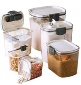 Progressive ProKeeper Harina 4 qt; envase hermético con pala de nivel para medir.