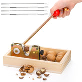 Pumtus rompenueces con cuatro tenedores y base de madera; opción eficiente para abrir nueces.