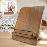 Qiang Ni libro de recetas con atril de cocina en madera para lectura clara.