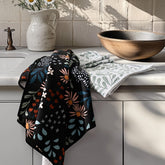 RECYCO: toalla waffle flor encantada, añade estilo y practicidad en la cocina.
